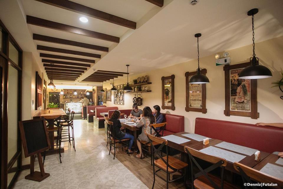 Отель Casa Rubin Dumaguete City Экстерьер фото